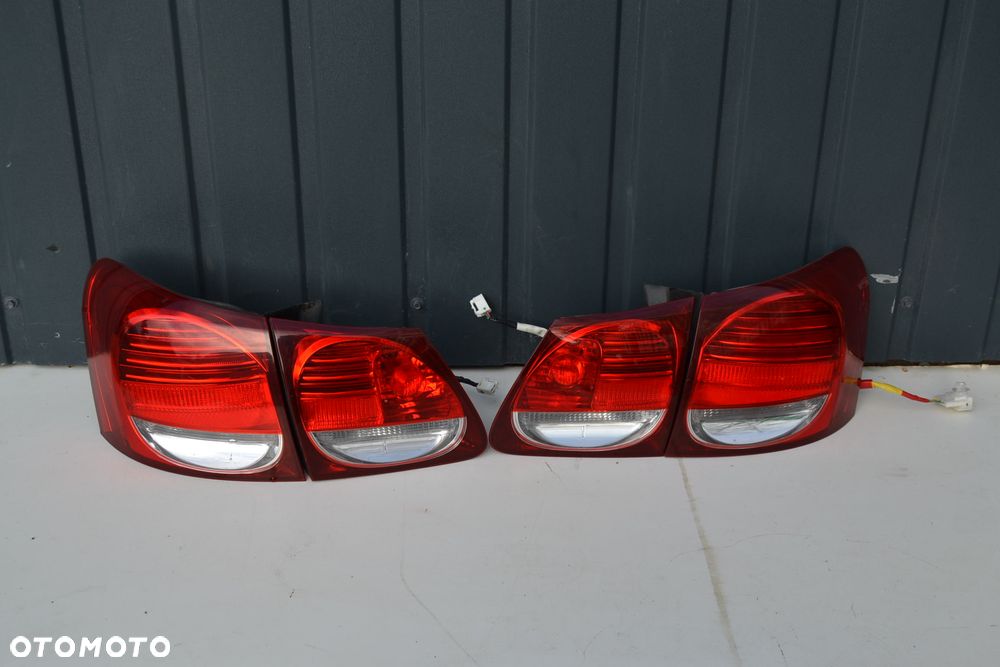 Lampa tył lexus gs III 300/350/430/450h - 1
