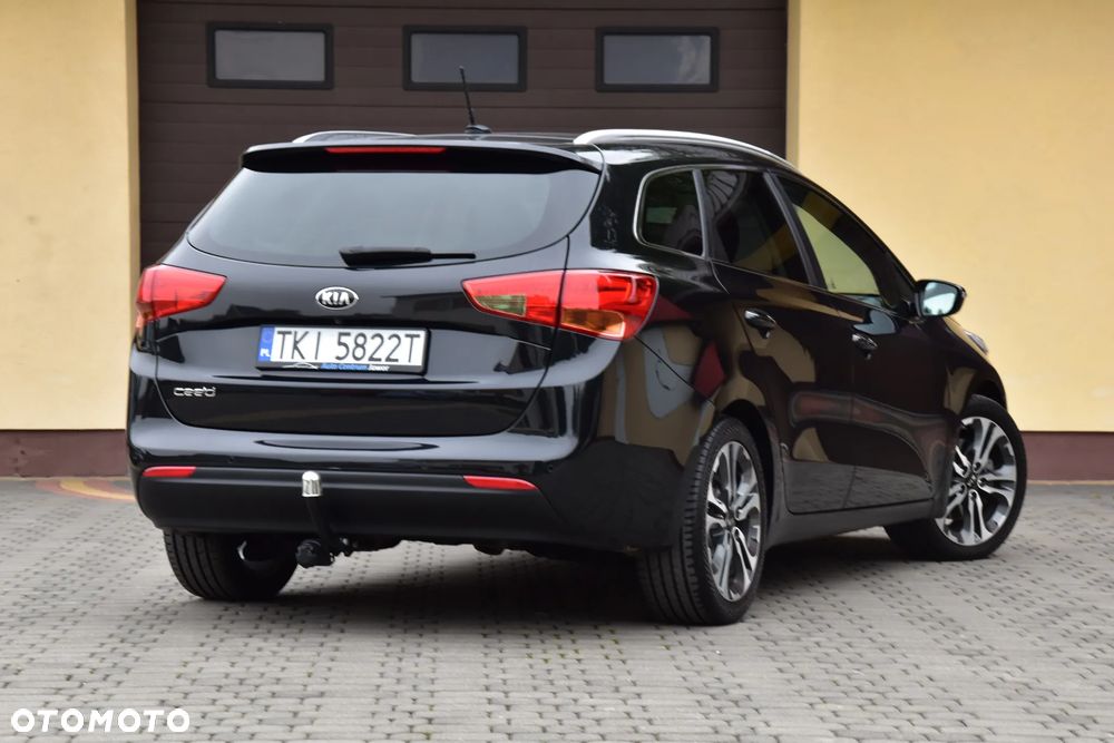 Kia Ceed 1.6 GDI SW DCT Spirit - 5