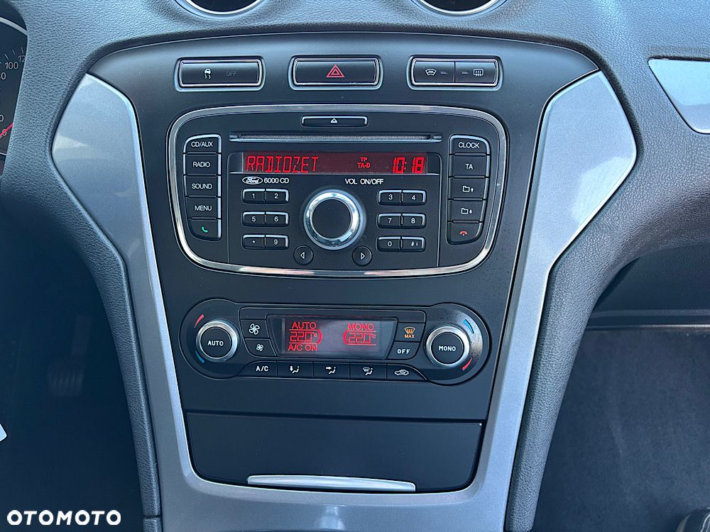 Ford Mondeo 2.0 TDCi Titanium - 22