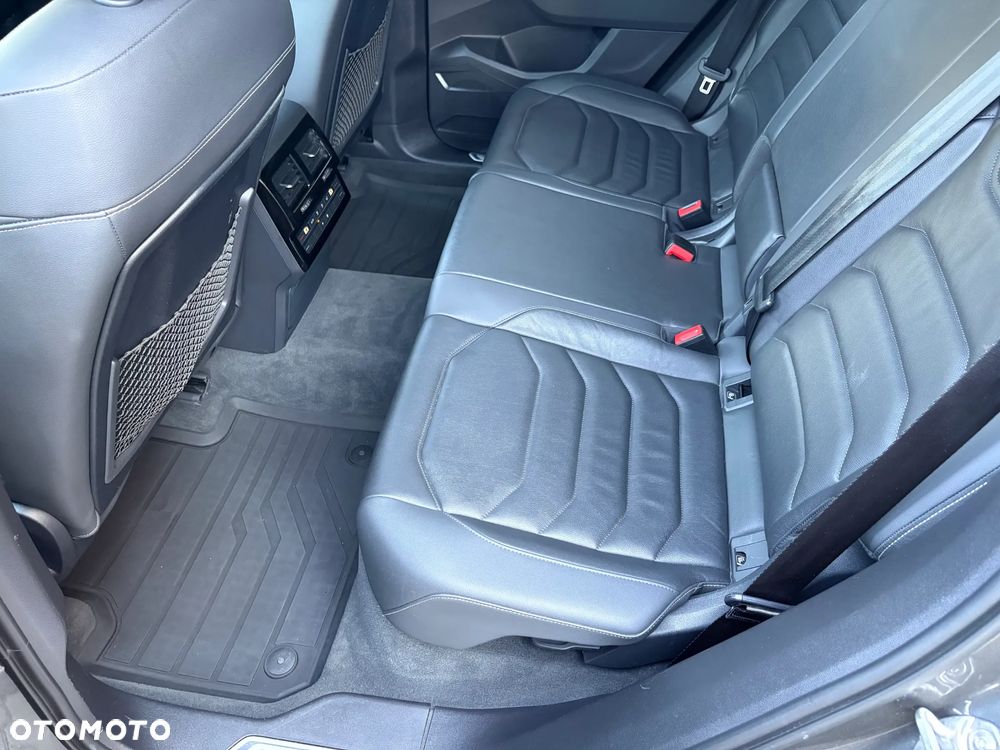 Volkswagen Touareg 3.0 V6 TDI SCR 4Mot - 23