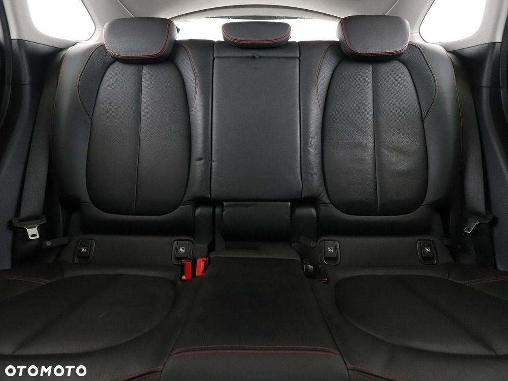 BMW X1 xDrive18d Sport Line - 19