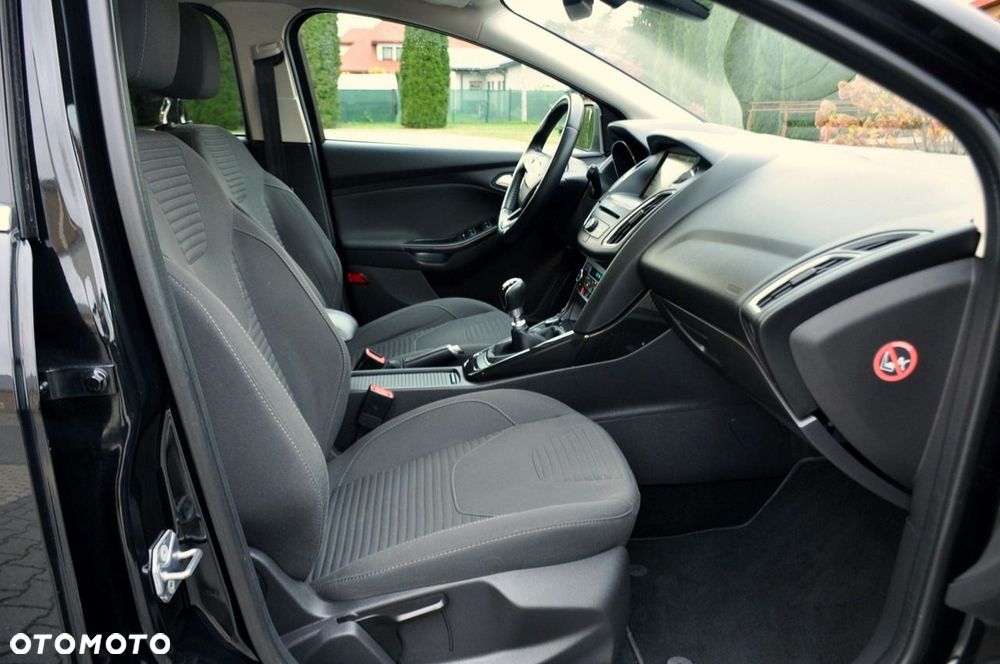 Ford Focus - 17