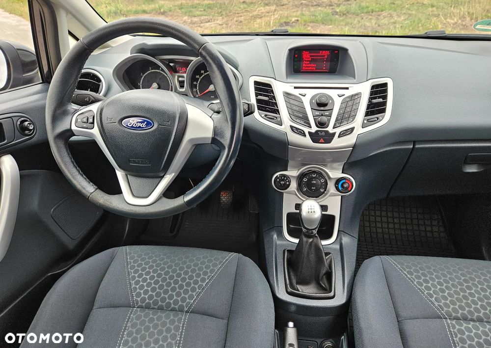 Ford Fiesta 1.4 Titanium - 15