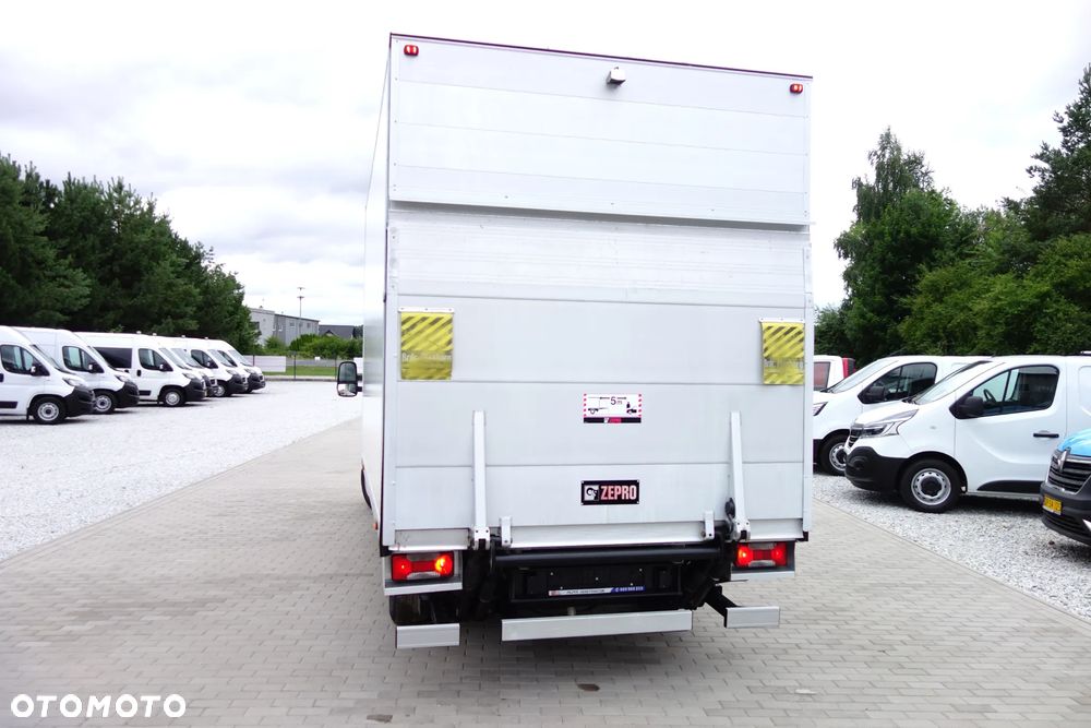 Iveco Daily 35-160 Automat HI-Matic Kontener 4.20 M +Winda 750 kg. Klima Kamera Ledy - 26