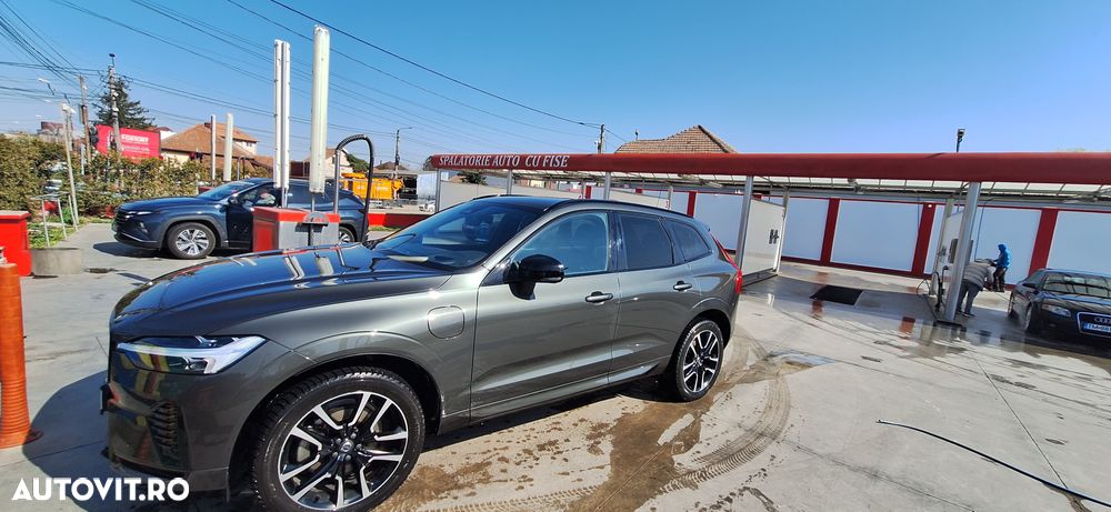 Volvo XC 60 T6 AWD Recharge Geartronic RDesign Expression - 12
