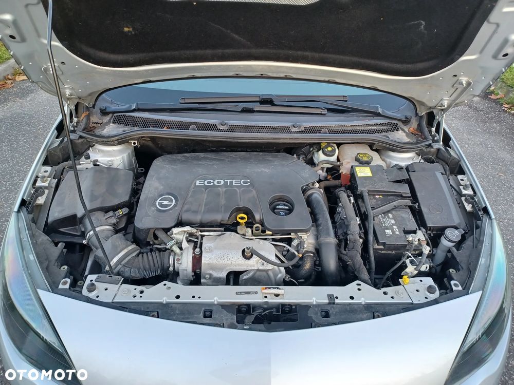 Opel Astra IV 1.6 CDTI Cosmo - 15