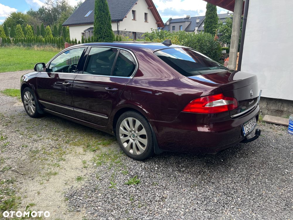 Skoda Superb 2.0 TDI Elegance - 8