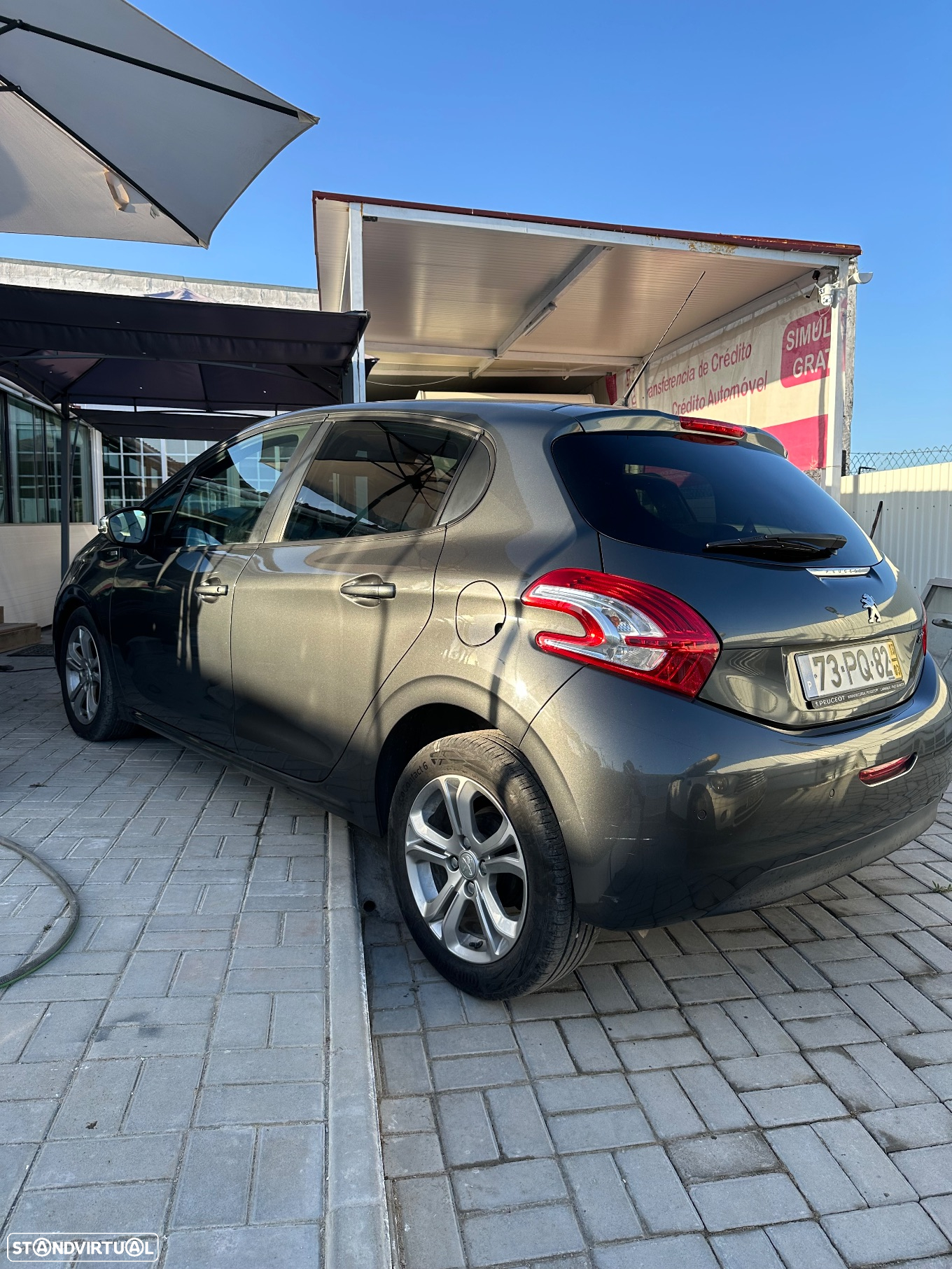 Peugeot 208 1.2 VTi SE Style - 3