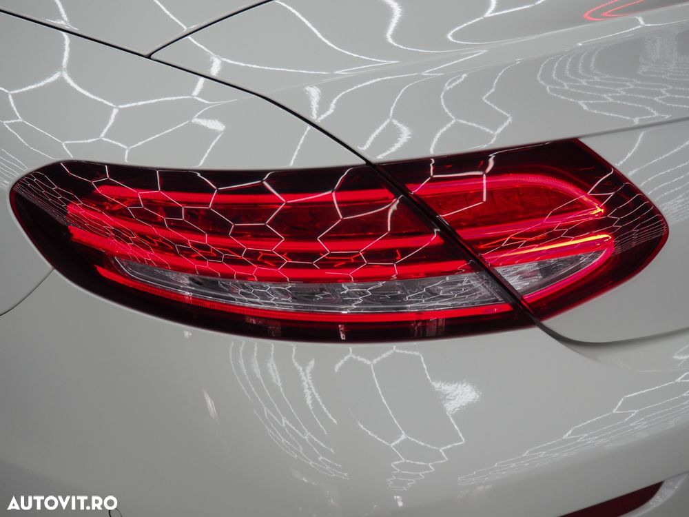 Mercedes-Benz C 220 d 4MATIC 9G-TRONIC AMG Line - 14