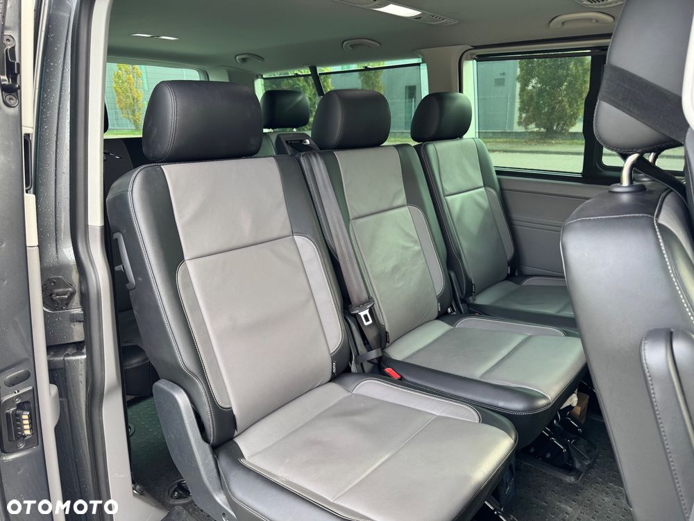 Volkswagen Caravelle - 22