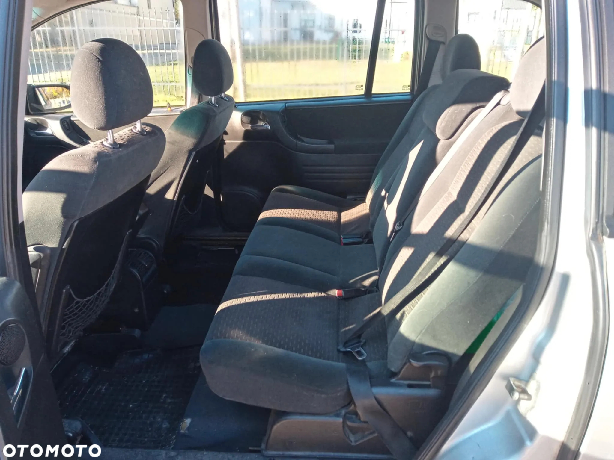 Opel Zafira 2.0 DTI Elegance - 3