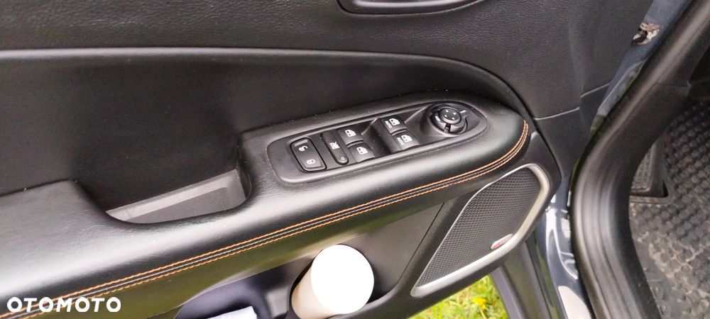 Jeep Compass 1.4 TMair Limited 4WD S&S - 29