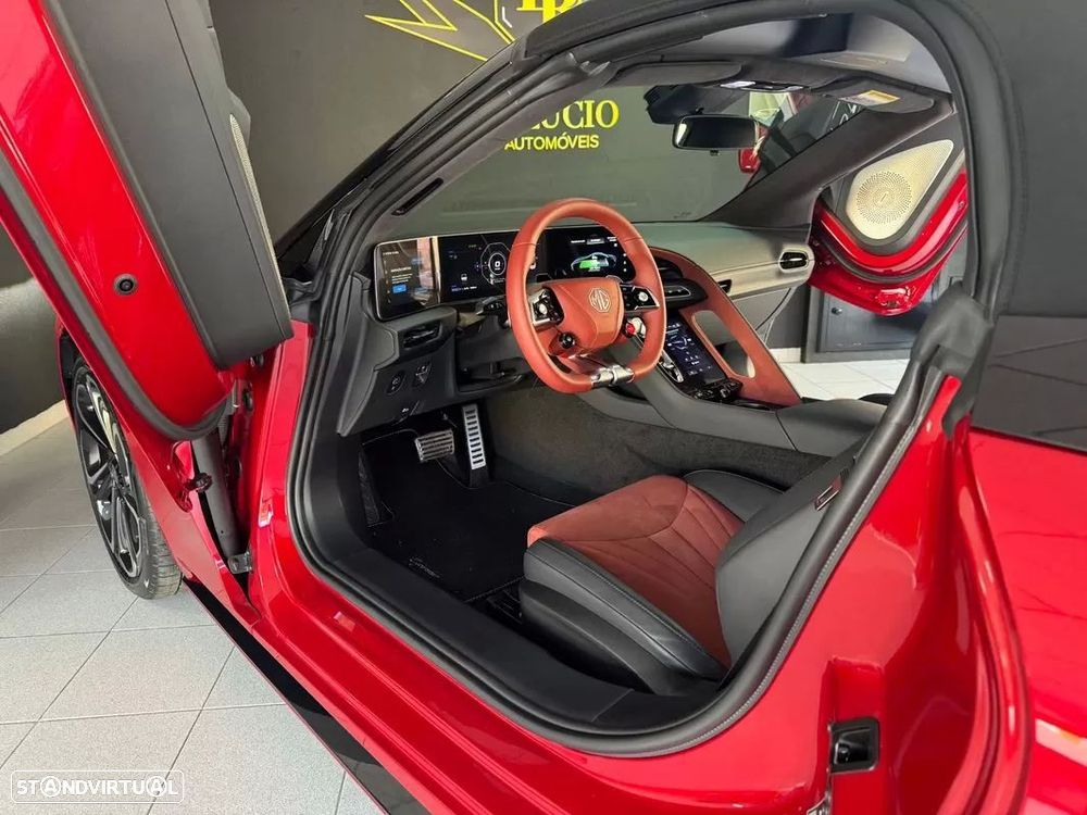 MG Cyberster 77 kWh GT - 38