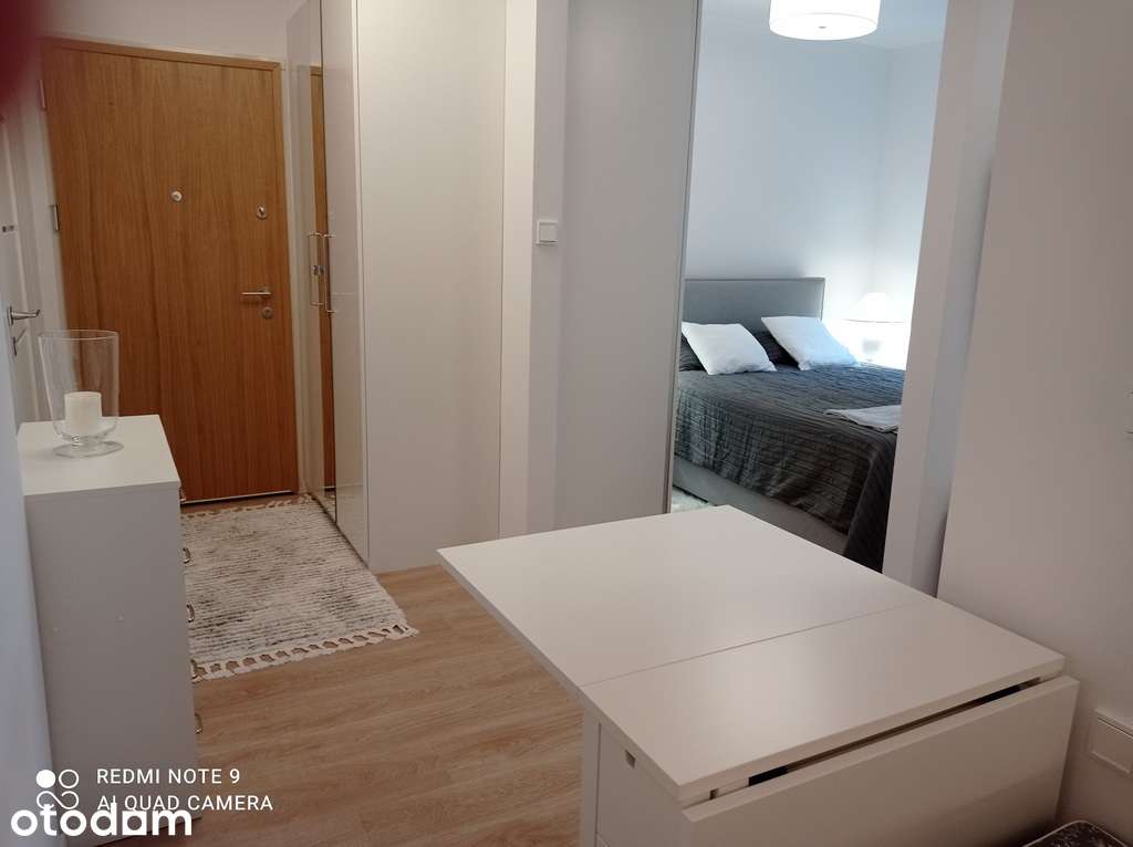 Śródmieście 2 pokojowy apartament al. Solidarności 60b za 3900 zł