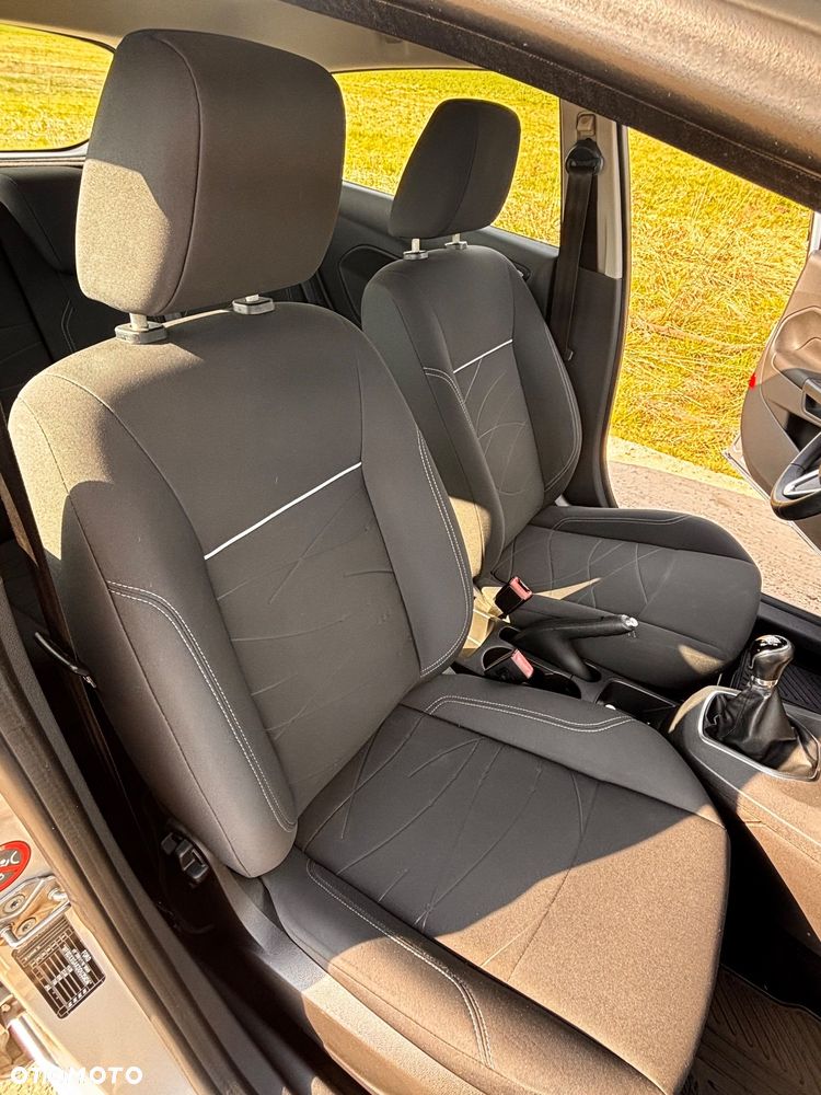 Ford Fiesta 1.4 Trend - 21