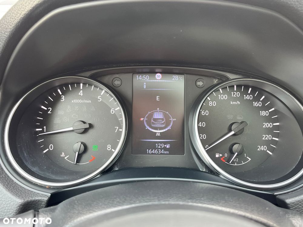 Nissan Qashqai 1.6 DIG-T N-Connecta - 26