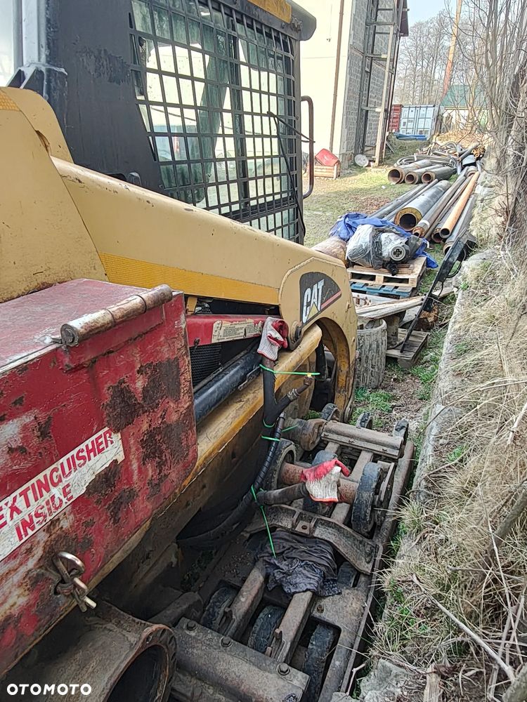 Caterpillar 277B - 18