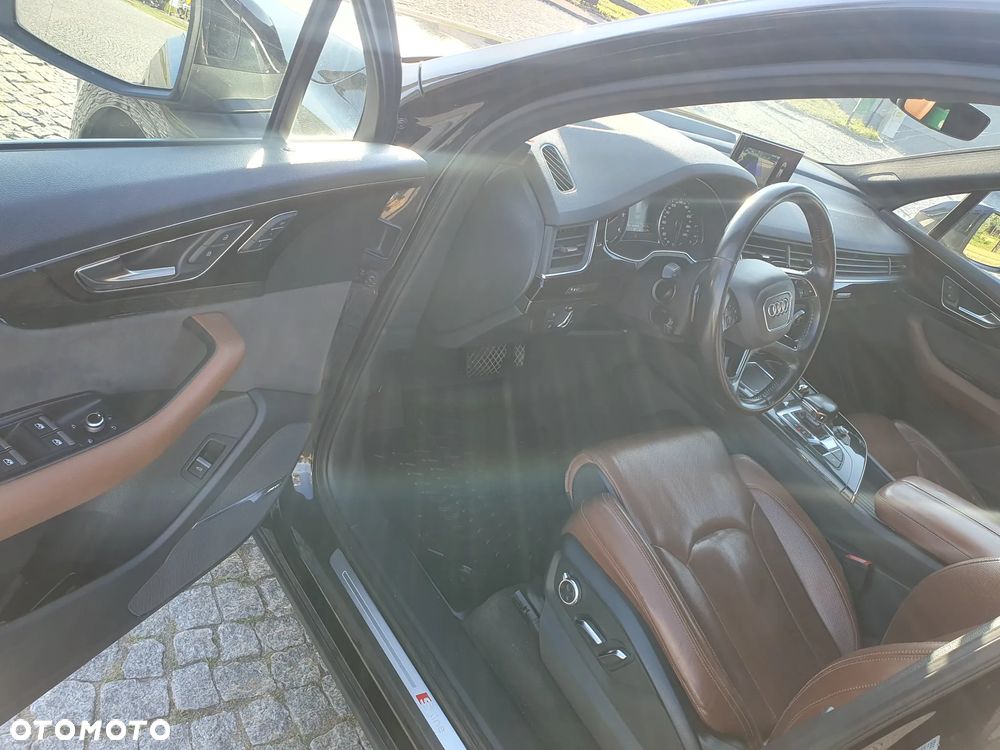 Audi Q7 3.0 TDI Quattro Tiptronic - 4