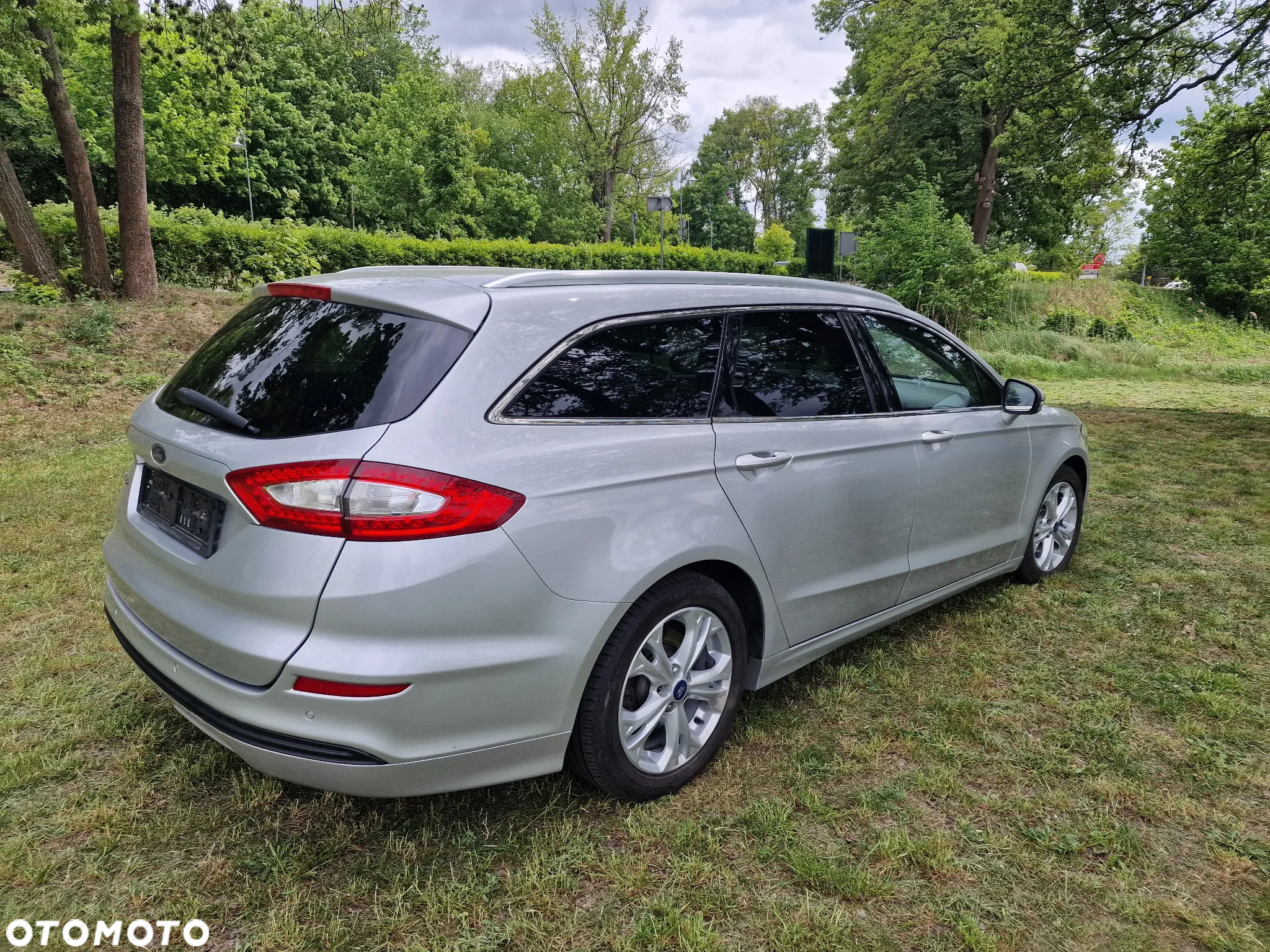 Ford Mondeo 2.0 TDCi Titanium PowerShift - 17