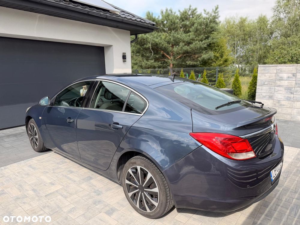 Opel Insignia 1.8 - 6