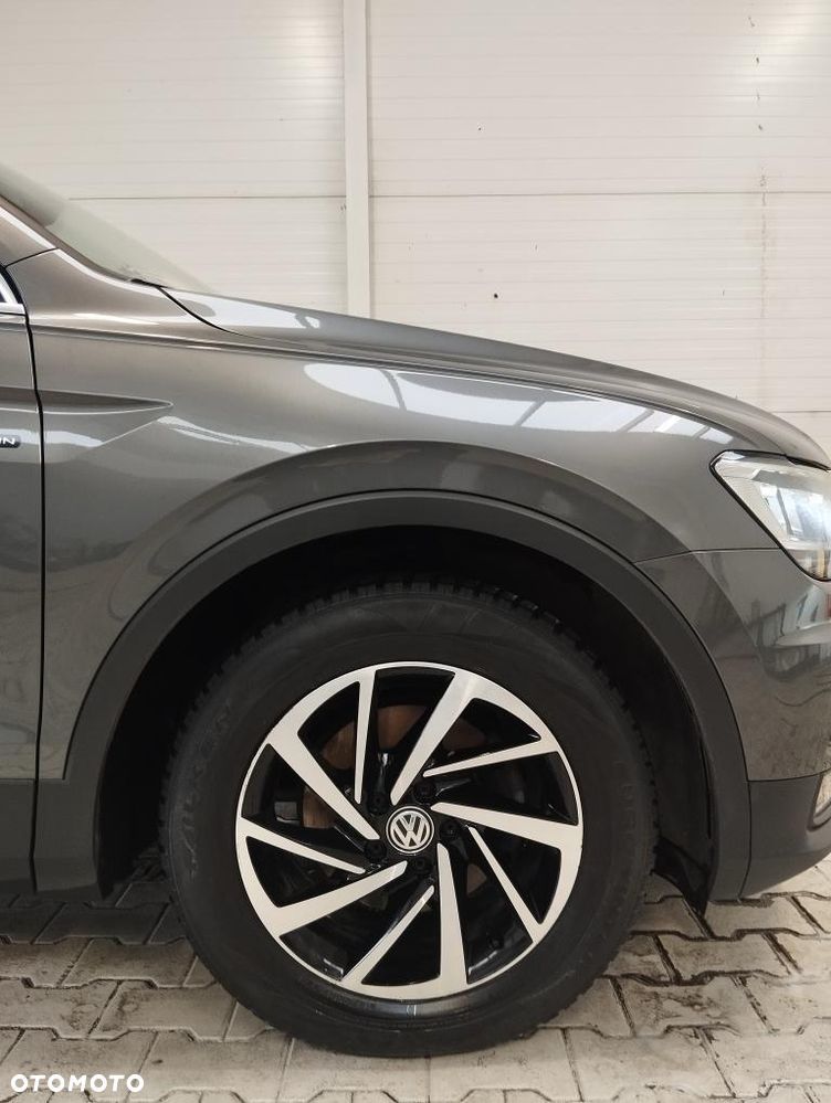 Volkswagen Tiguan - 5