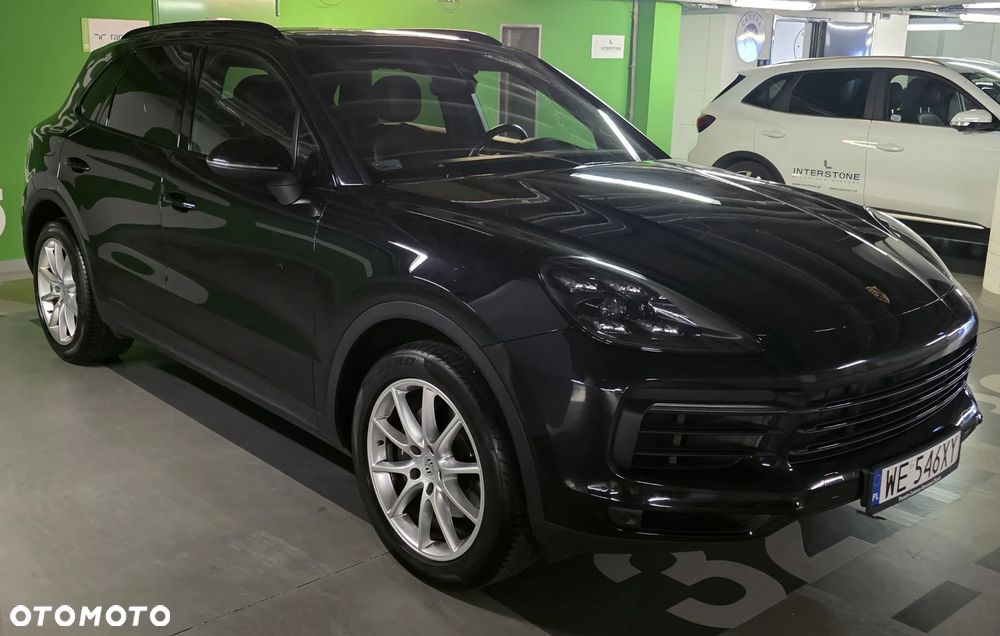 Porsche Cayenne Standard - 1