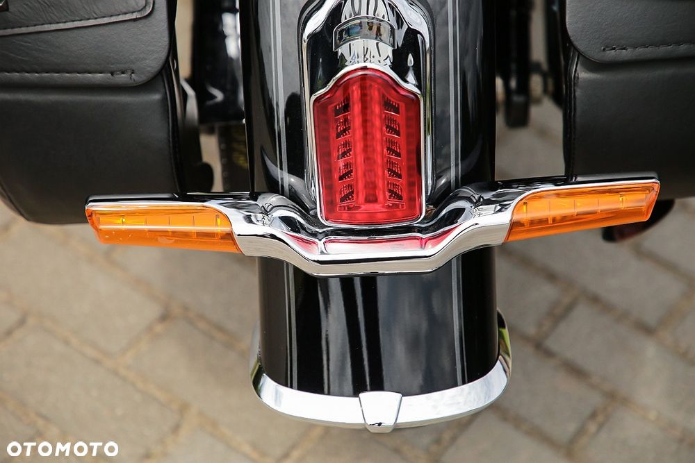 Harley-Davidson Softail Deluxe - 12