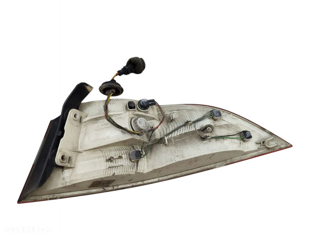 LAMPA LEWY TYŁ SKODA SUPERB II (2008-2013) 2.0 TDI 140KM 3T5945095 - 3