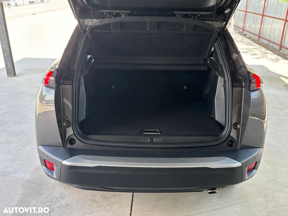 Peugeot 2008 BlueHDi 110 Active Pack - 11