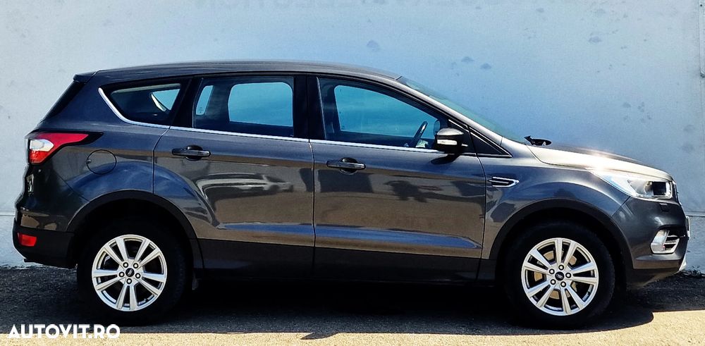Ford Kuga 1.5 EcoBoost 2WD Trend - 8