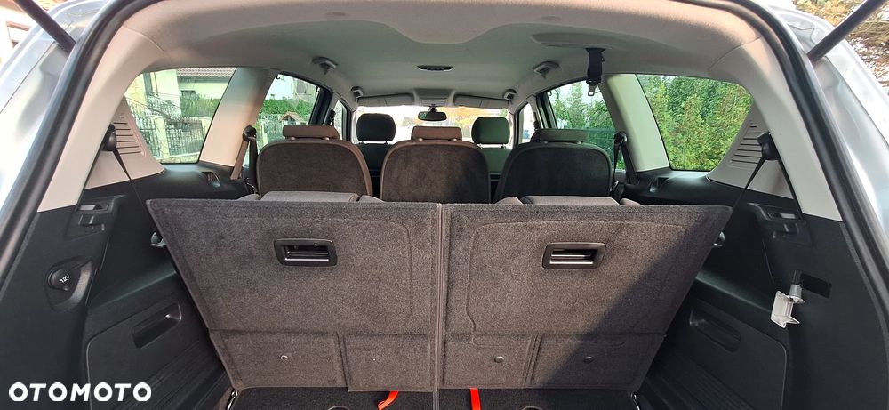 Ford S-Max - 27