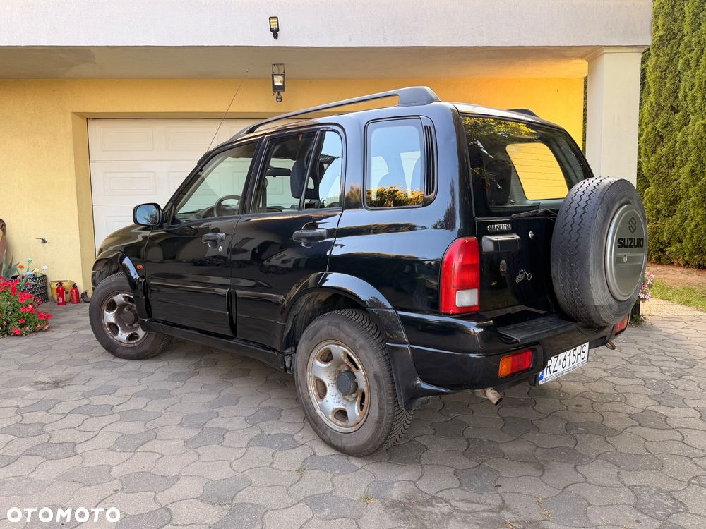 Suzuki Grand Vitara 2.0 - 3