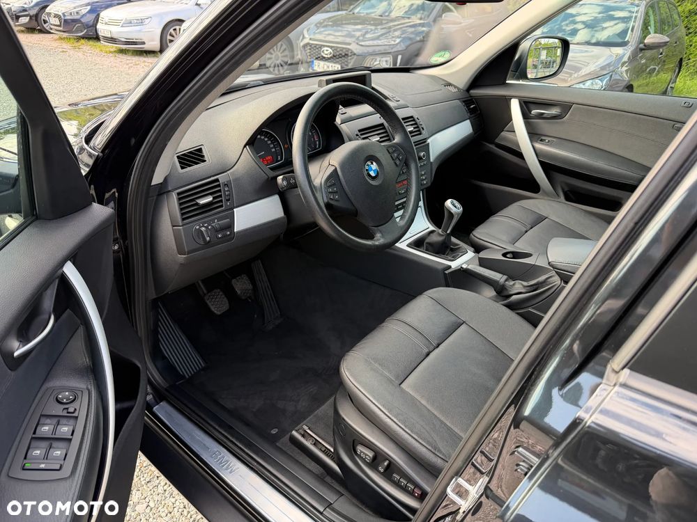 BMW X3 xDrive20i Limited Sport Edition - 24