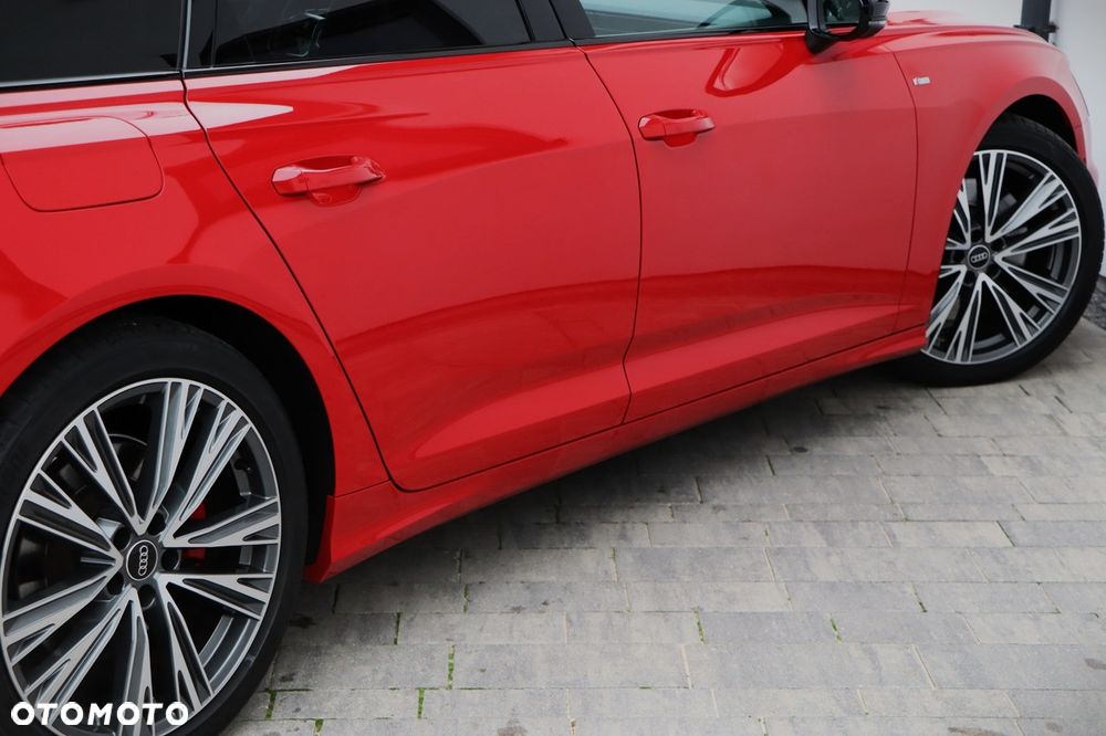 Audi A6 Avant - 16