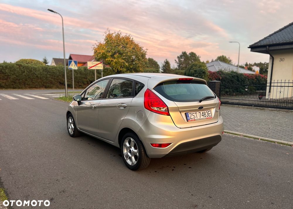Ford Fiesta - 4