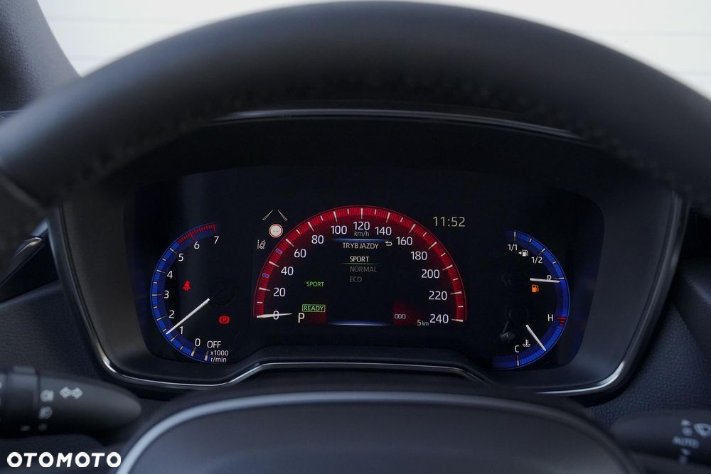 Suzuki Swace 1.8 Hybrid Premium Plus CVT - 17
