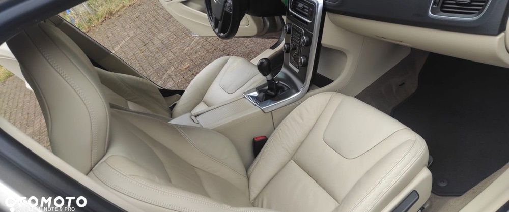 Volvo S60 - 24