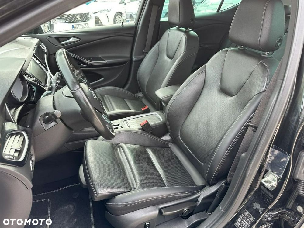 Opel Astra 1.4 Turbo Innovation - 14