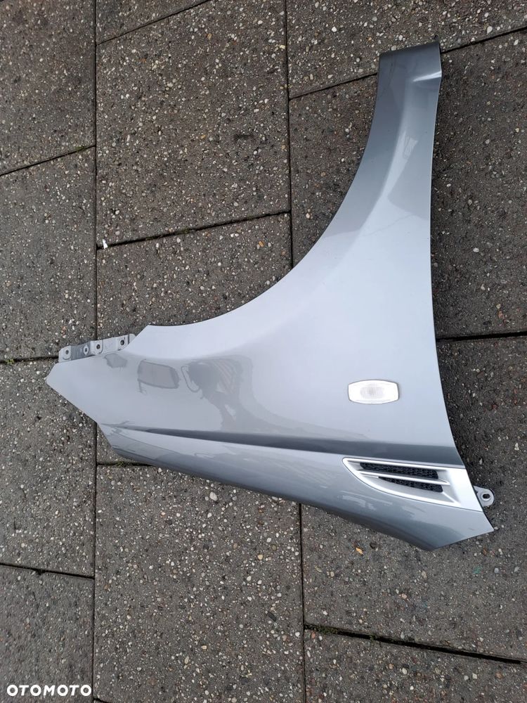 Chevrolet Aveo T250 T255 błotniki kod lakieru 04U - 15