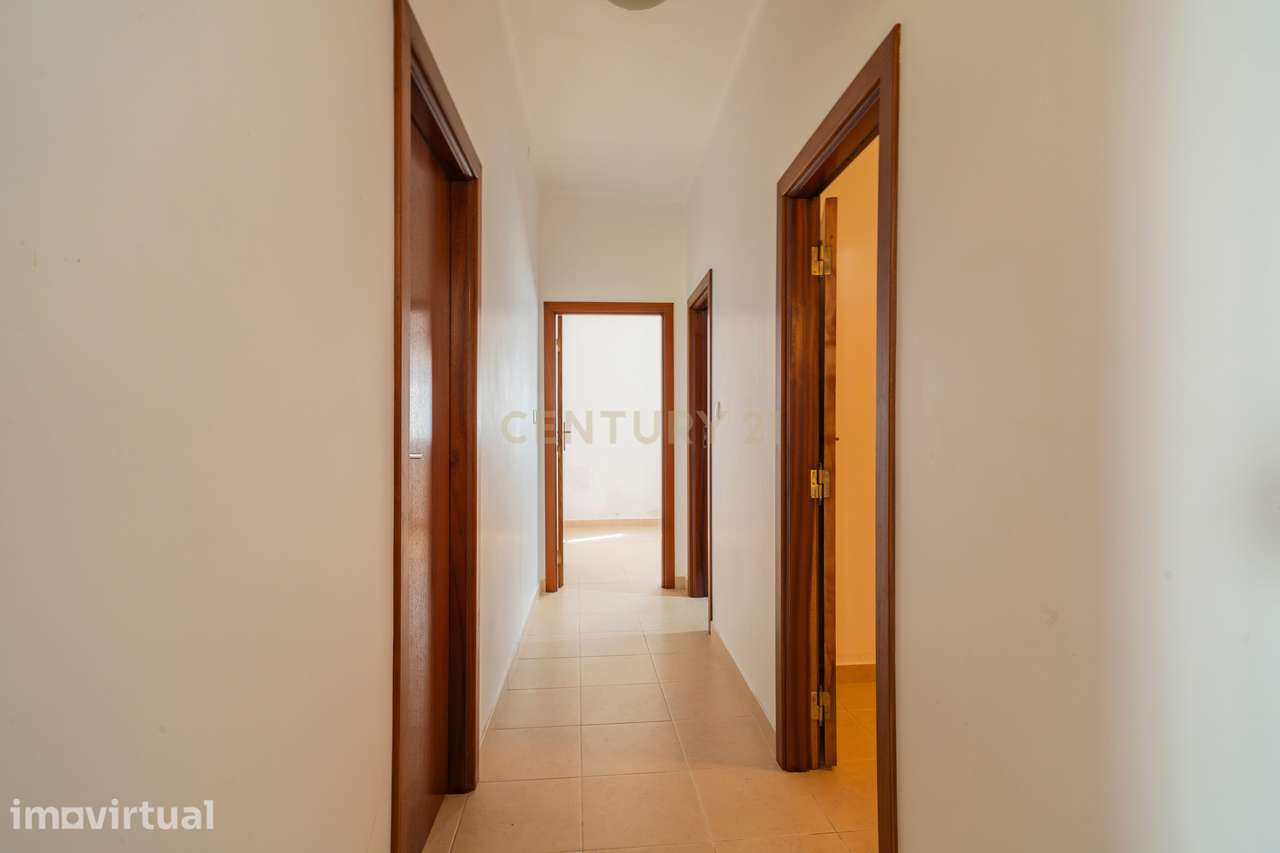 Moradia T3, com quintal fechado em Pataias-Gare - Grande imagem: 5/27