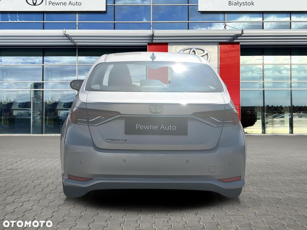 Toyota Corolla - 5