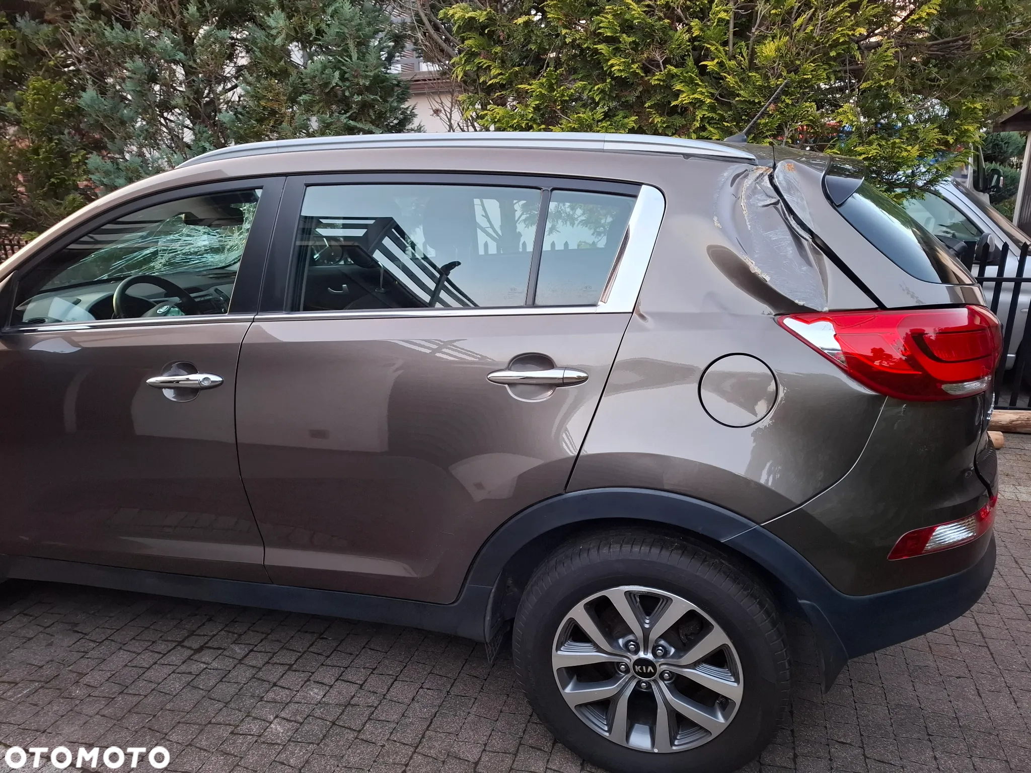Kia Sportage 2.0 CRDI 4WD Automatik Dream-Team Edition - 6