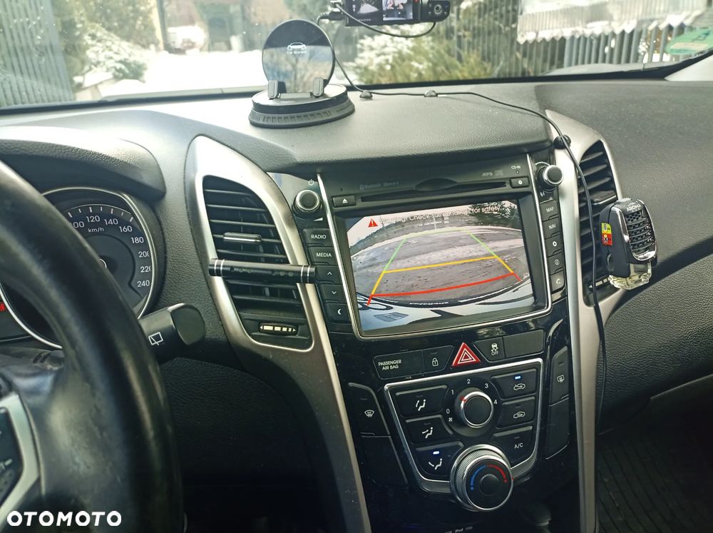 Hyundai i30 1.6 CRDi Classic + - 20