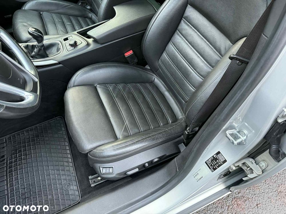 Opel Insignia 2.0 CDTI Cosmo - 20