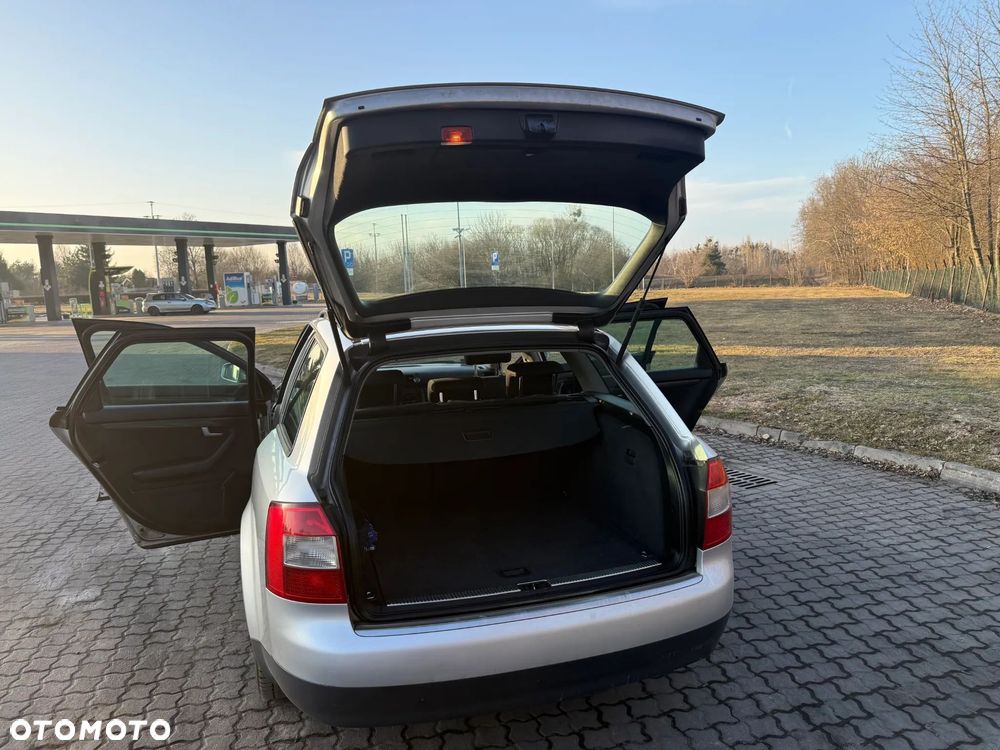 Audi A4 Avant - 9