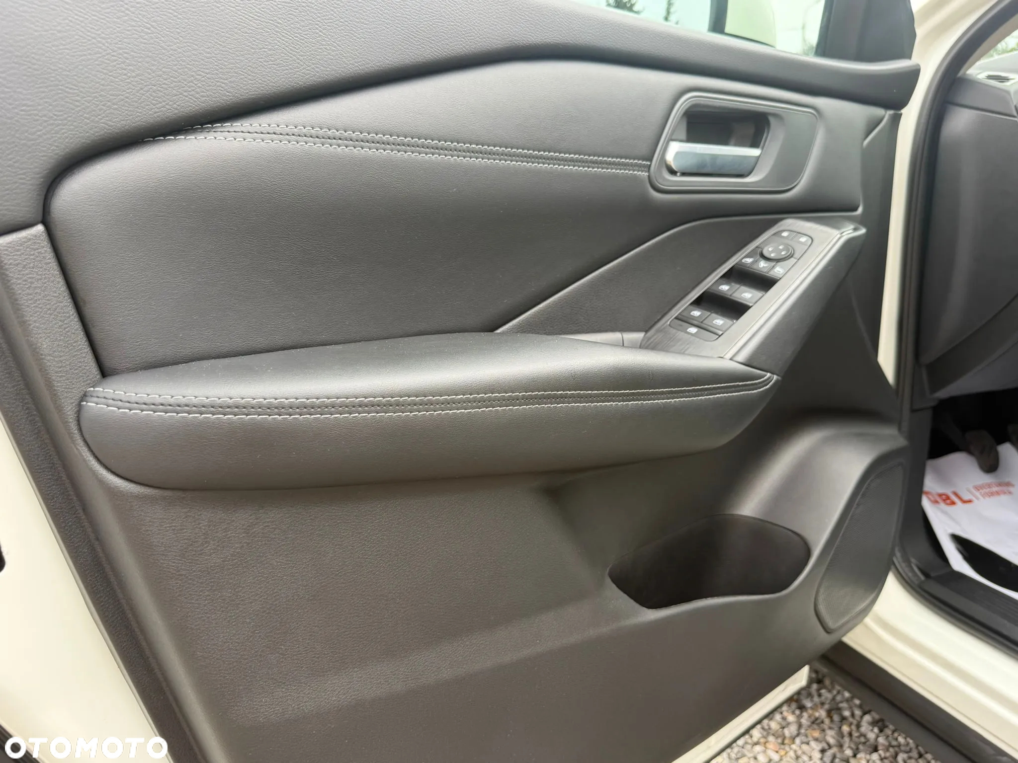 Nissan Qashqai 1.3 DIG-T MHEV Tekna - 13