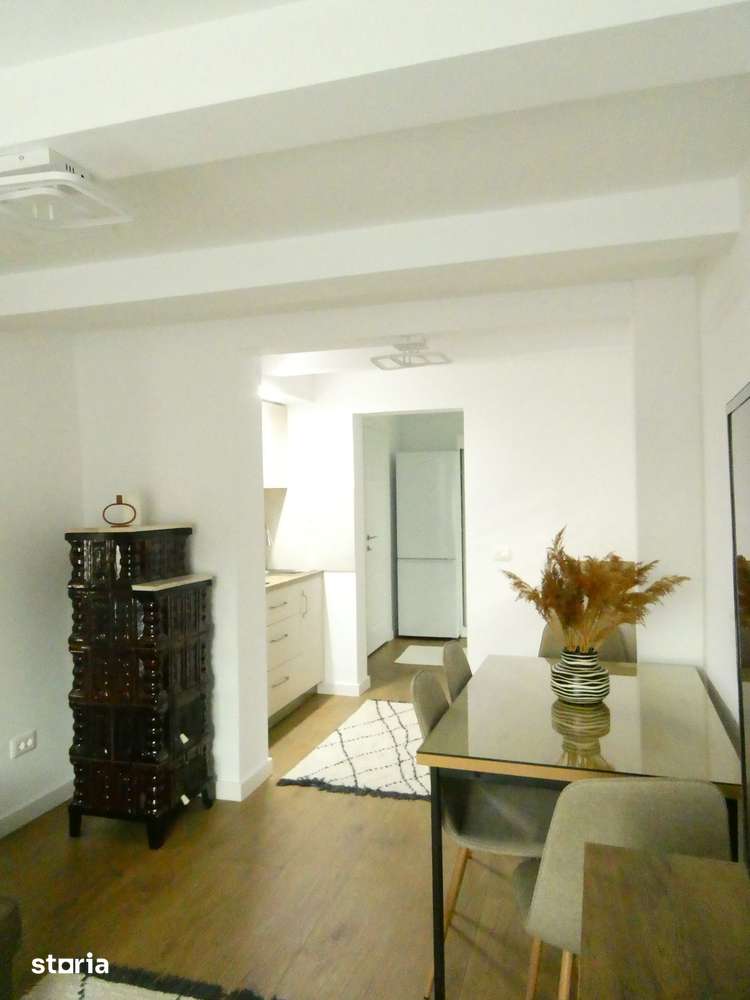 De închiriat apartament 2 camere , curte , zona Obcini, Suceava — fotografia 3