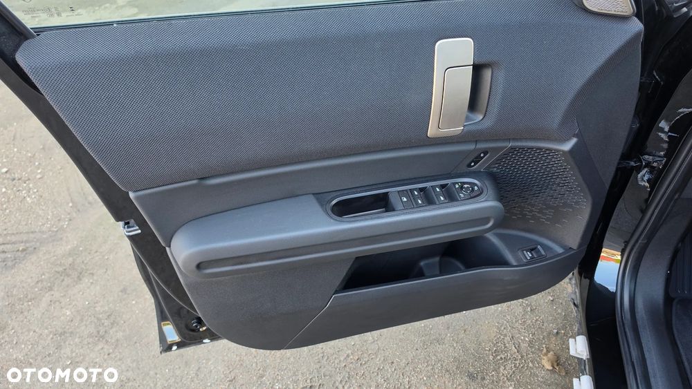 MINI Countryman E Classic Trim - 14