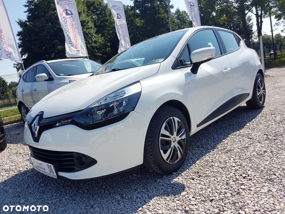 Renault Clio 1.2 16V 75 Life - 31