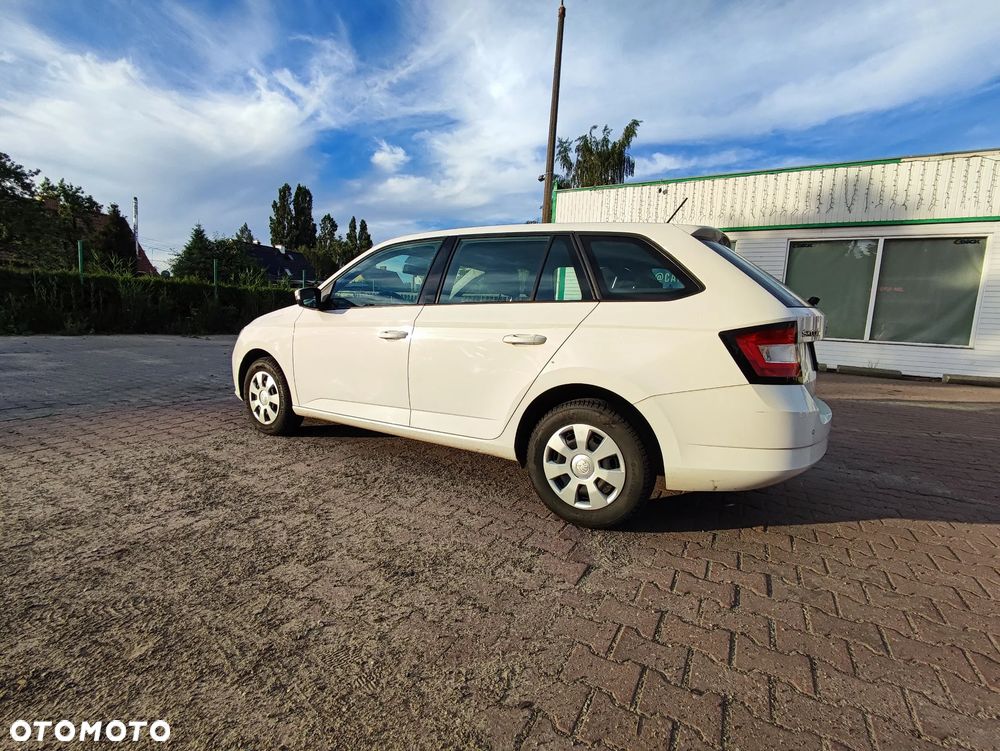 Skoda Fabia 1.2 TSI Active - 7